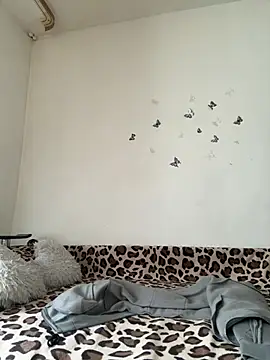 Snapshot of Vivike234 chatting on April 1, 2026, 1:12 pm Vivike234 online show from April 1, 2026, 1:12 pm