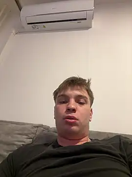 Snapshot of benab888 chatting on February 16, 2026, 4:36 pm benab888 online show from February 16, 2026, 4:36 pm