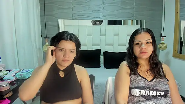 Veyra sereny online show from April 7, 2026, 1:28 am