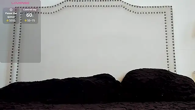 Snapshot of madii_lenon chatting on June 26, 2026, 5:17 pm madii lenon online show from June 26, 2026, 5:17 pm