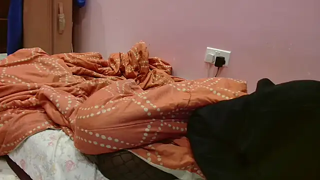 samkelo2013 online show from March 5, 2026, 5:58 am