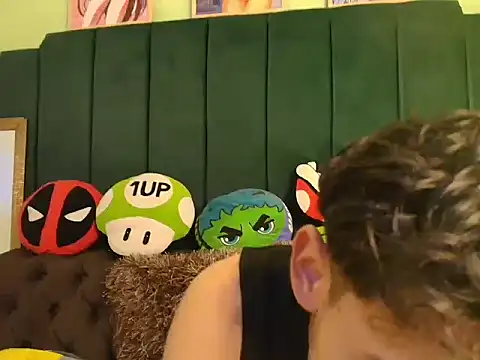 skinny jean  online show from March 9, 2026, 8:13 pm