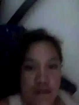 Snapshot of Yhanni1999 chatting on February 12, 2026, 2:56 pm Yhanni1999 online show from February 12, 2026, 2:56 pm