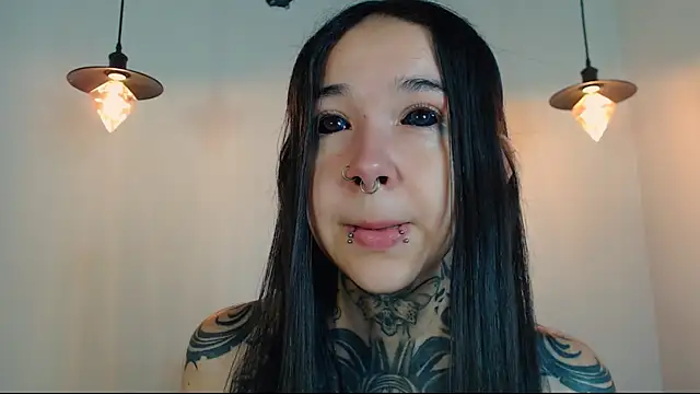 Snapshot of alien_eyes09 chatting on February 24, 2026, 2:09 am alien eyes09 online show from February 24, 2026, 2:09 am