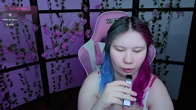 kitsune little online show from June 14, 2026, 11:40 pm