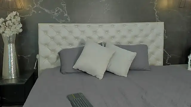 Snapshot of Samantha_Dupre chatting on March 6, 2026, 10:39 pm Samantha Dupre online show from March 6, 2026, 10:39 pm