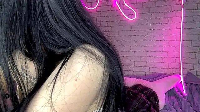 ExiePecue online show from February 21, 2026, 11:11 am