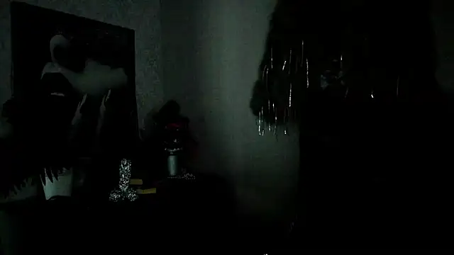 CinderellaMoon online show from April 14, 2026, 5:24 am