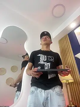 Snapshot of Dark_Nico chatting on February 22, 2026, 3:51 am Dark Nico online show from February 22, 2026, 3:51 am