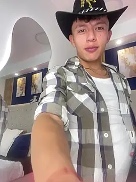 Snapshot of Dark_Nico chatting on March 3, 2026, 4:29 am Dark Nico online show from March 3, 2026, 4:29 am