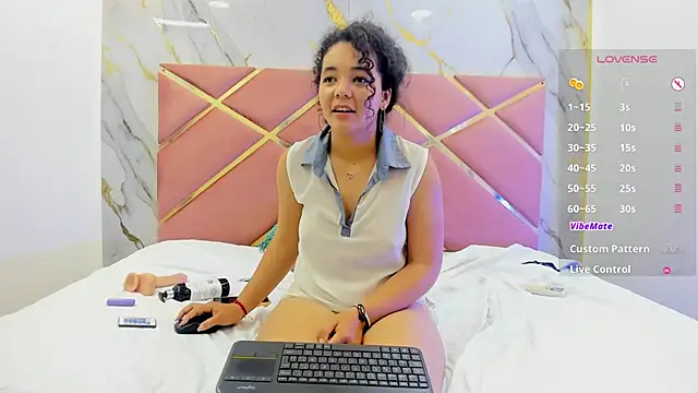 Snapshot of Lilith_Kramston chatting on February 20, 2026, 6:26 am Lilith Kramston online show from February 20, 2026, 6:26 am