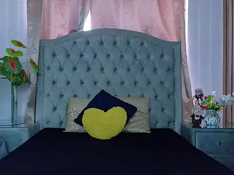 DaisysWalker online show from February 26, 2026, 7:57 pm