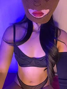 Snapshot of NebulaRosse chatting on February 15, 2026, 10:06 pm NebulaRosse online show from February 15, 2026, 10:06 pm