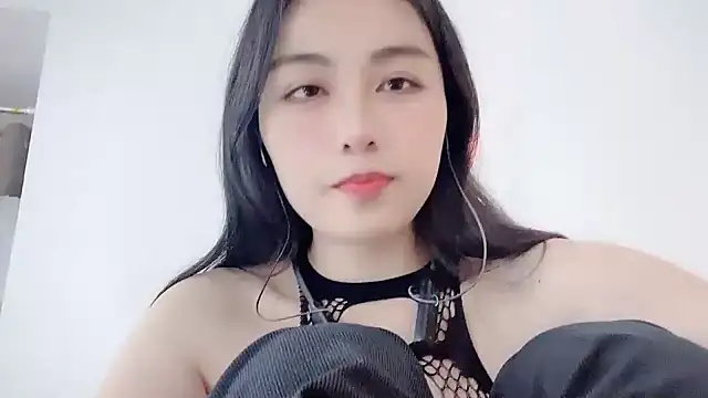 Lydia-668 online show from April 5, 2026, 3:04 am