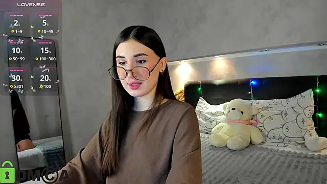 Snapshot of Emily_Lews chatting on March 18, 2026, 1:09 am Emily Lews online show from March 18, 2026, 1:09 am