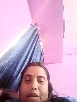 Snapshot of Tamil_Santhiya_ chatting on February 28, 2026, 3:29 am Tamil Santhiya online show from February 28, 2026, 3:29 am