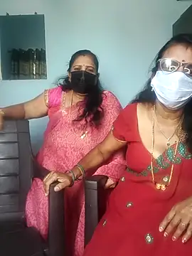 Snapshot of Kannadasexywifes chatting on April 13, 2026, 7:14 am Kannadasexywifes online show from April 13, 2026, 7:14 am