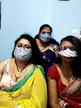 Snapshot of Kannadasexywifes chatting on May 3, 2026, 11:27 am Kannadasexywifes online show from May 3, 2026, 11:27 am
