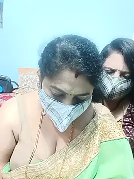 Snapshot of Kannadasexywifes chatting on May 29, 2026, 12:14 pm Kannadasexywifes online show from May 29, 2026, 12:14 pm