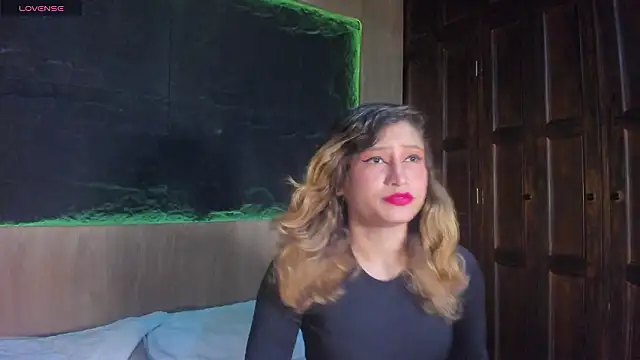 Snapshot of Annie_lorin chatting on February 21, 2026, 10:27 am Annie lorin online show from February 21, 2026, 10:27 am