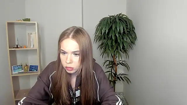 TishShazier online show from February 14, 2026, 9:50 am