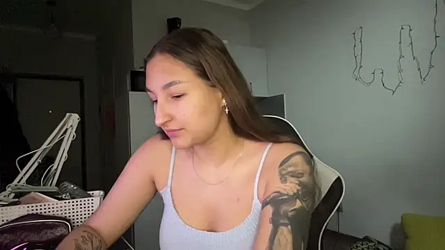 YettaUrive online show from February 28, 2026, 3:24 pm