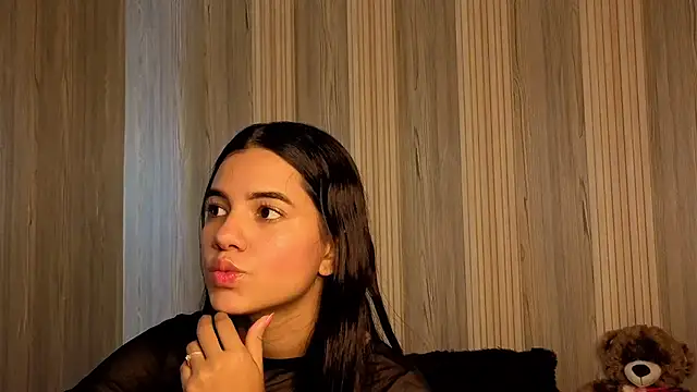 Snapshot of Isabellaa_Rosee chatting on July 22, 2026, 7:27 pm Isabellaa Rosee online show from July 22, 2026, 7:27 pm