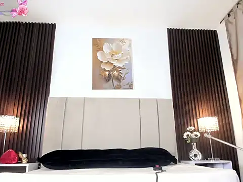 Snapshot of _MiLa_Dyva chatting on February 25, 2026, 3:54 pm MiLa Dyva online show from February 25, 2026, 3:54 pm