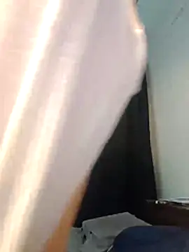ninac4hot online show from June 30, 2026, 1:06 am
