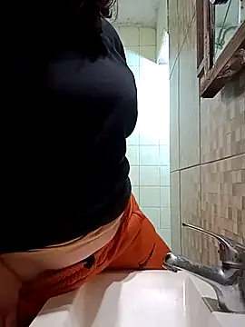 ninac4hot online show from July 12, 2026, 8:22 pm