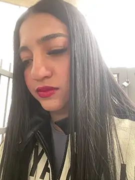 Daniela Pink online show from February 18, 2026, 12:34 pm