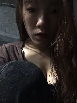 Snapshot of Sukem-mut chatting on February 28, 2026, 1:01 pm Sukem-mut online show from February 28, 2026, 1:01 pm