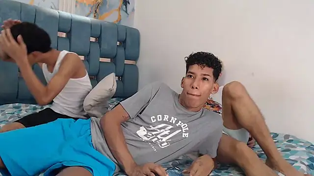 Snapshot of GREEN_BOYS chatting on April 7, 2026, 10:20 pm GREEN BOYS online show from April 7, 2026, 10:20 pm