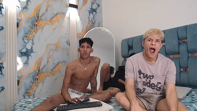 Snapshot of GREEN_BOYS chatting on April 11, 2026, 7:40 pm GREEN BOYS online show from April 11, 2026, 7:40 pm