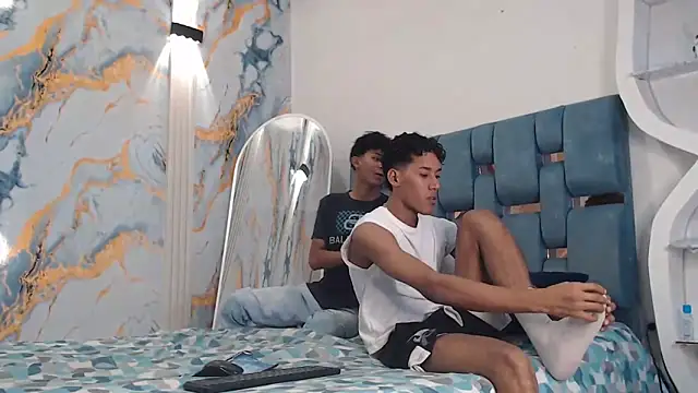 Snapshot of GREEN_BOYS chatting on April 12, 2026, 7:19 pm GREEN BOYS online show from April 12, 2026, 7:19 pm