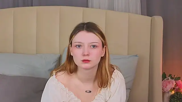 Snapshot of AlyssFrost chatting on May 23, 2026, 2:50 am AlyssFrost online show from May 23, 2026, 2:50 am