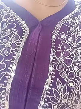 Snapshot of taniya0 chatting on June 20, 2026, 11:57 am taniya0 online show from June 20, 2026, 11:57 am