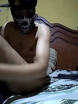 Snapshot of Cholo1096 chatting on March 25, 2026, 9:37 am Cholo1096 online show from March 25, 2026, 9:37 am