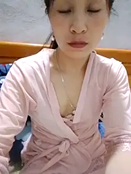 Thobaby112 online show from May 26, 2026, 1:40 pm