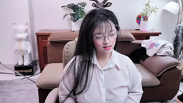 Snapshot of Pitien_2k7 chatting on February 15, 2026, 2:03 pm Pitien 2k7 online show from February 15, 2026, 2:03 pm