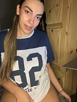 Snapshot of CuteRosa7 chatting on February 16, 2026, 11:12 pm CuteRosa7 online show from February 16, 2026, 11:12 pm