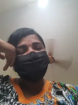 Tamil Luckly girl online show from April 7, 2026, 4:24 am