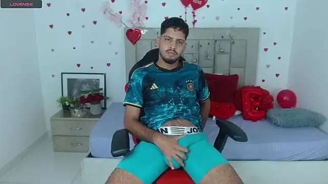 Snapshot of mister_fox723 chatting on February 23, 2026, 5:16 am mister fox723 online show from February 23, 2026, 5:16 am