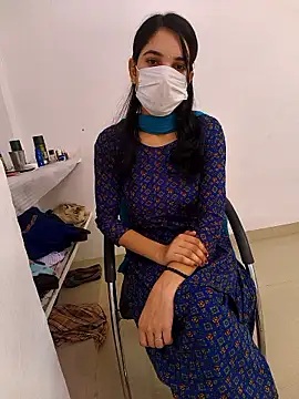 tanzum khan3202 online show from March 30, 2026, 7:42 am