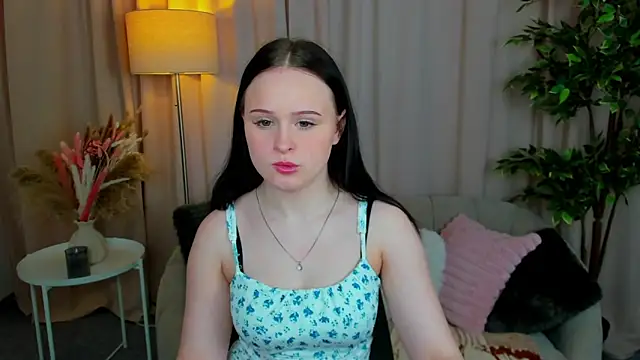 Snapshot of moonei chatting on February 24, 2026, 3:10 pm moonei online show from February 24, 2026, 3:10 pm