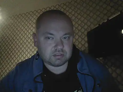 Snapshot of Rob1874 chatting on February 27, 2026, 5:02 pm Rob1874 online show from February 27, 2026, 5:02 pm