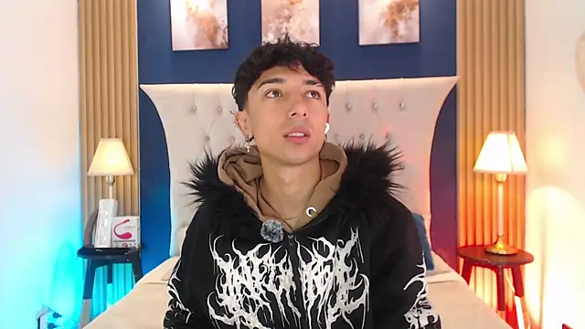 Snapshot of Aiden_Rivers_ chatting on July 17, 2026, 12:56 pm Aiden Rivers online show from July 17, 2026, 12:56 pm