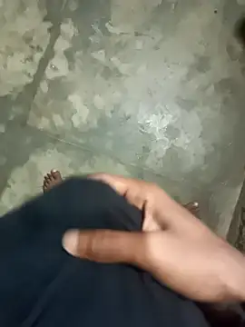 sexyRaj2o online show from February 15, 2026, 6:04 pm