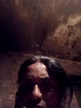 Snapshot of Hot_re83 chatting on February 19, 2026, 6:15 pm Hot re83 online show from February 19, 2026, 6:15 pm