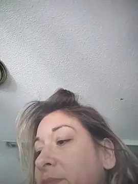 MissBella0969 online show from March 13, 2026, 3:51 pm